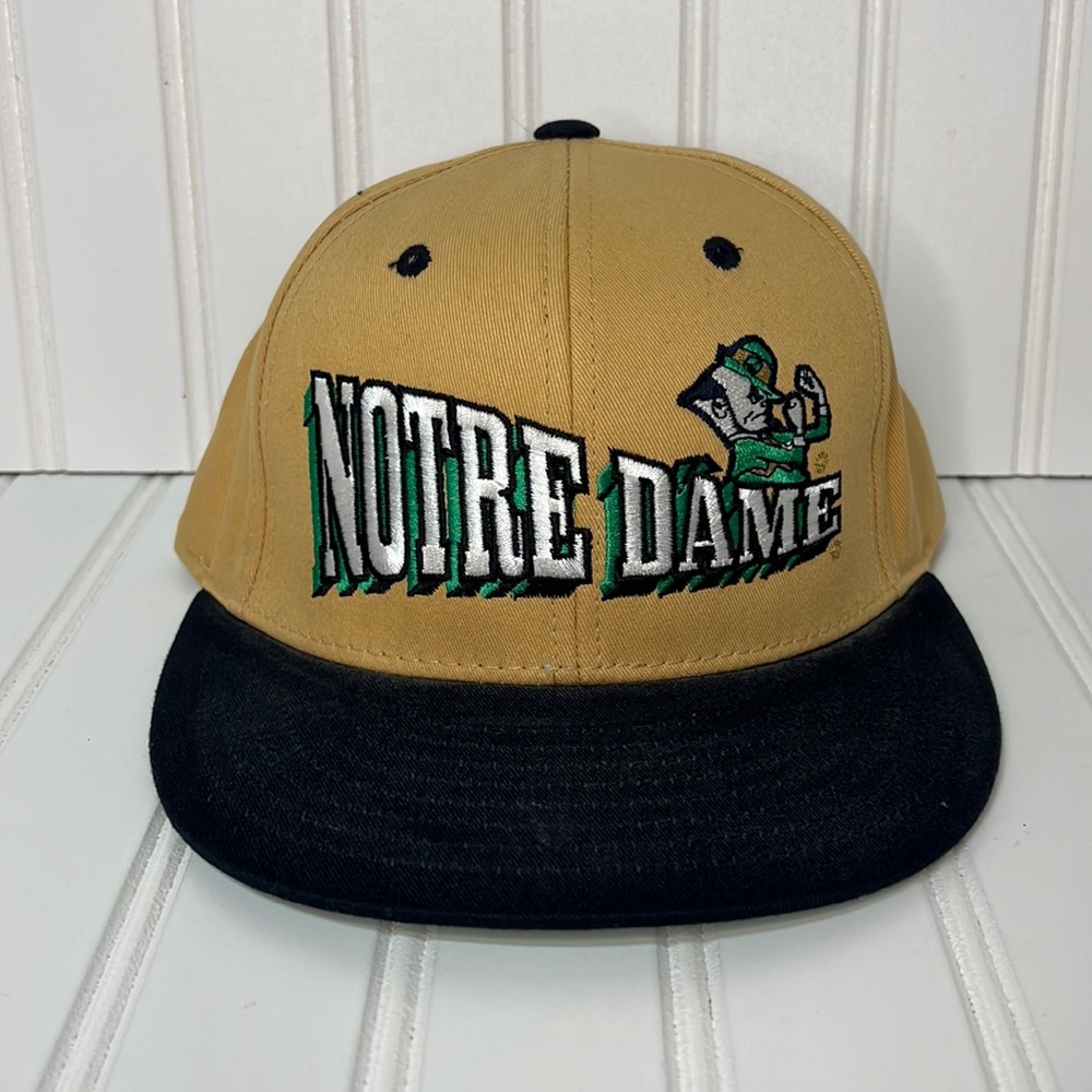 Vintage | Notre Dame SnapBack Hat | OS